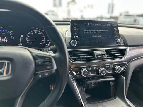 Used 2022 Honda Accord Sport image 8