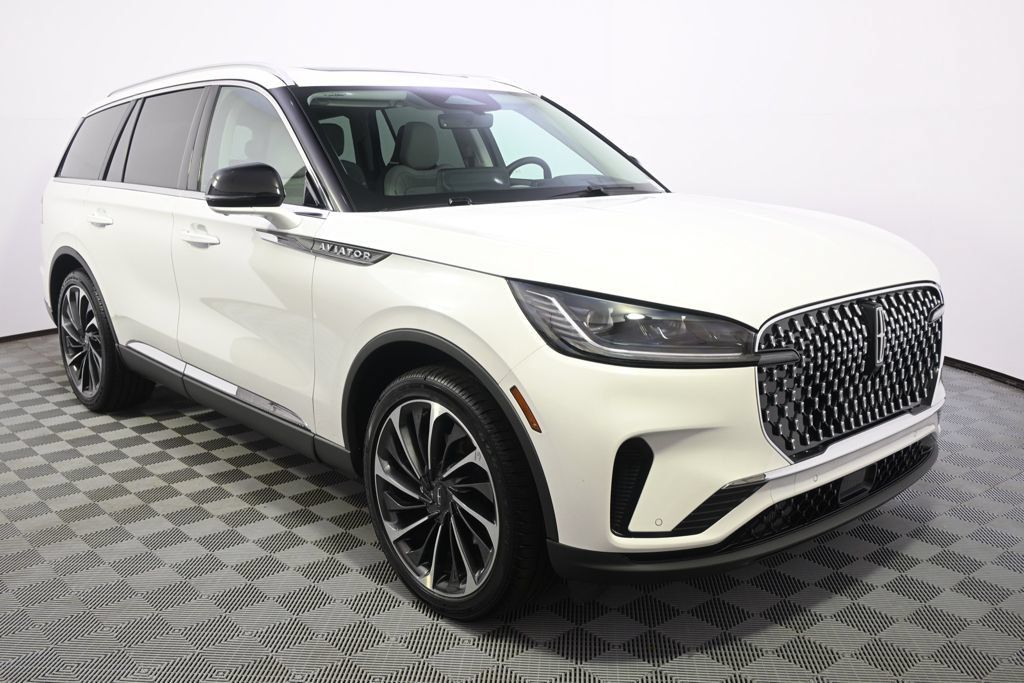 New 2026 Lincoln Aviator Reserve AWD/4WD image 8