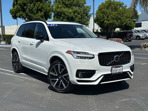 Certified 2023 Volvo XC90 T8 Plus image 1