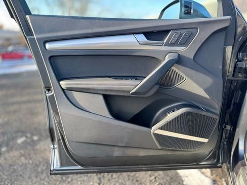 Used 2023 Audi Q5 2.0T Premium Plus w/ Premium Plus Package image 10