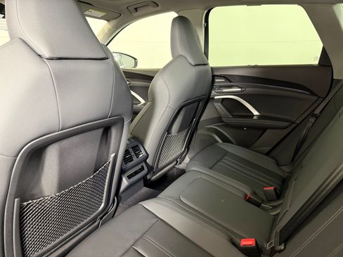 New 2025 Audi Q5 Premium Plus image 22