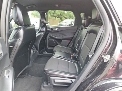 Used 2025 Ford Escape ST-Line AWD/4WD image 17