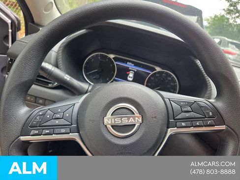 Used 2024 Nissan Sentra SV FWD image 22