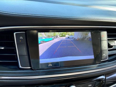 Used 2023 Buick Enclave Essence FWD image 26