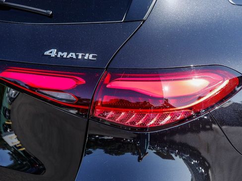 New 2026 Mercedes-Benz GLC 350e 4MATIC image 8