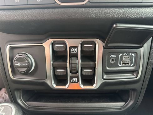 New 2026 Jeep Wrangler Unlimited Sport AWD/4WD image 19