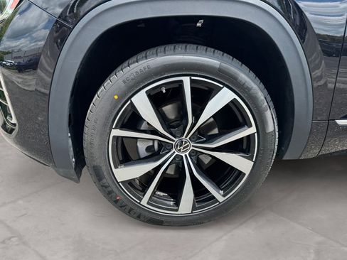 Used 2024 Volkswagen Atlas Cross Sport SEL Premium R-Line AWD/4WD image 14