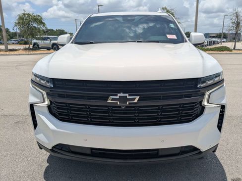Used 2023 Chevrolet Tahoe RST w/ Luxury Package RWD image 3