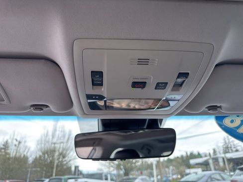 Used 2018 Lexus ES 350 w/ Navigation System Package image 28