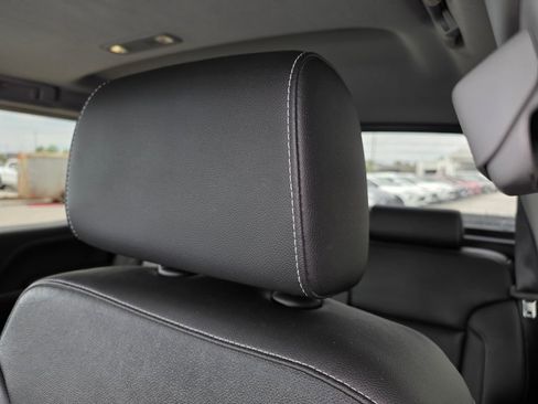 Used 2018 GMC Sierra 1500 SLT AWD/4WD image 21