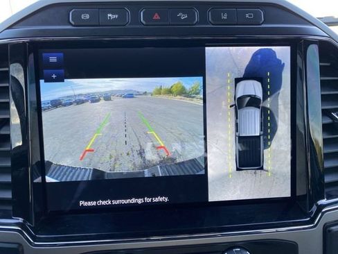 Used 2022 Ford F350 Lariat w/ Black Appearance Package AWD/4WD image 17