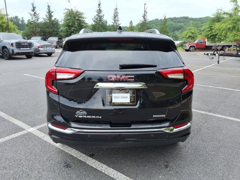 Certified 2024 GMC Terrain Denali w/ Denali Premium Package AWD/4WD image 6