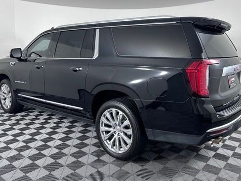 Used 2022 GMC Yukon XL Denali image 6
