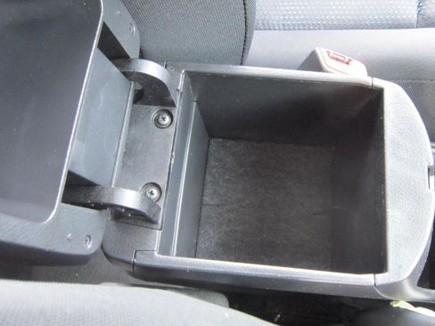 Used 2009 Toyota Matrix image 23