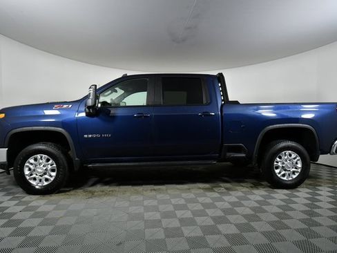 Used 2020 Chevrolet Silverado 2500 LT w/ All Star Edition image 16