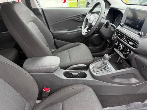 Used 2023 Hyundai Kona SEL AWD/4WD image 13