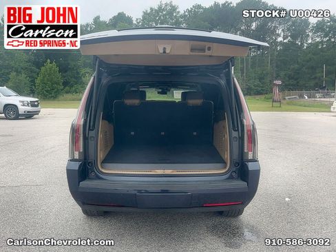 Used 2019 Cadillac Escalade ESV Platinum AWD/4WD image 6