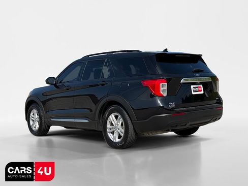 Used 2020 Ford Explorer XLT w/ Comfort Package RWD image 5