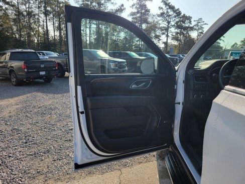 Used 2023 Chevrolet Tahoe High Country w/ Advanced Technology Package image 12