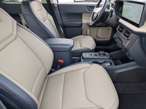 New 2026 Ford Maverick Lariat w/ 4K Tow Package image 39