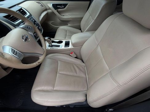 Used 2016 Nissan Altima 2.5 SL w/ Moonroof Package image 22