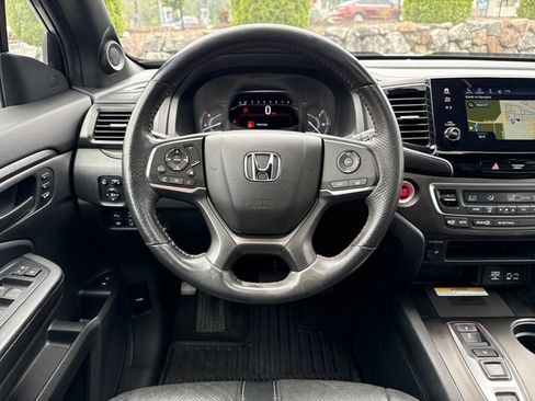 Used 2023 Honda Passport TrailSport image 9