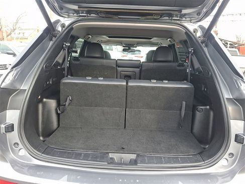 Used 2024 Mitsubishi Outlander SE image 32