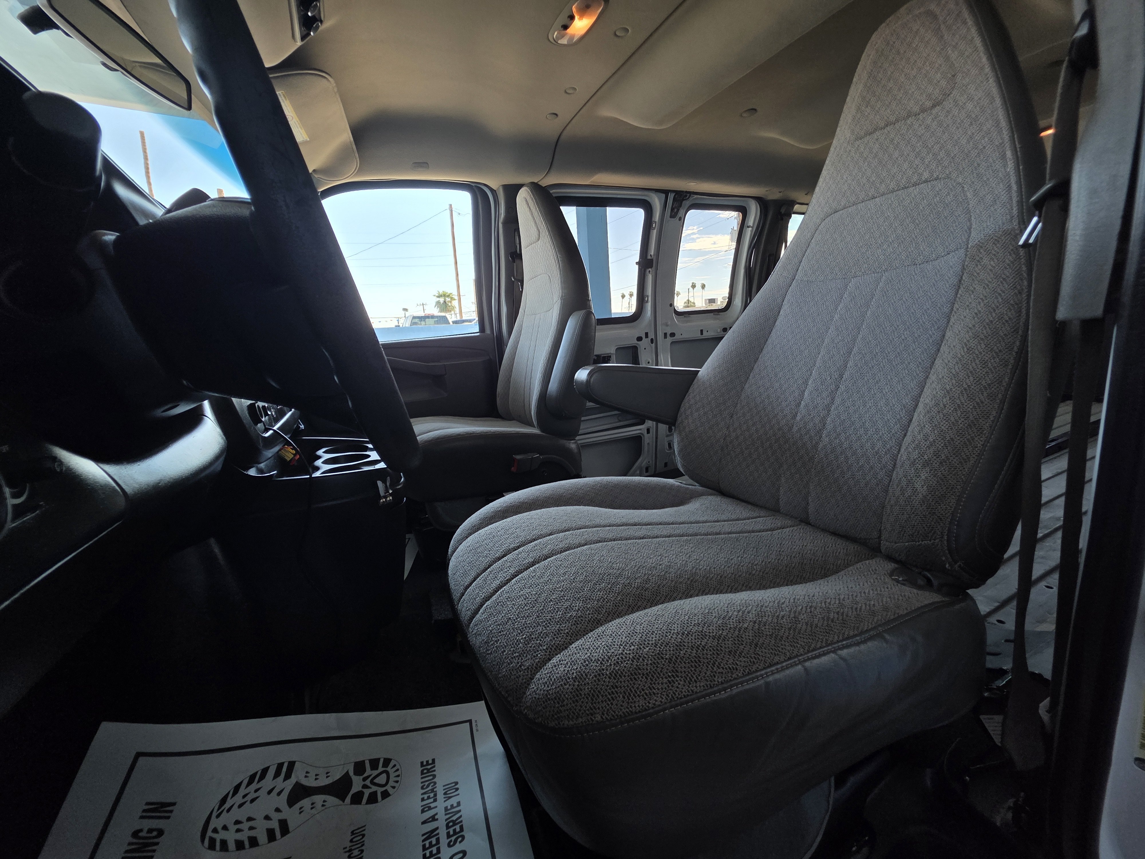 Used 2016 Chevrolet Express 3500 LT w/ LT Preferred Equipment Group RWD image 9