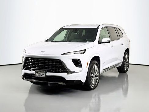 New 2026 Buick Enclave Avenir w/ Super Cruise Package image 3