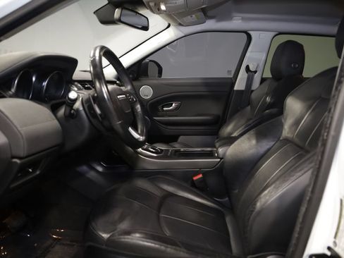 Used 2018 Land Rover Range Rover Evoque SE AWD/4WD image 13