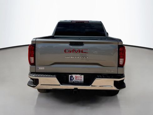 Used 2026 GMC Sierra 1500 SLE w/ Preferred Package RWD image 6