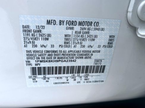 Used 2023 Ford Explorer ST-Line w/ Class IV Trailer Tow Package image 27