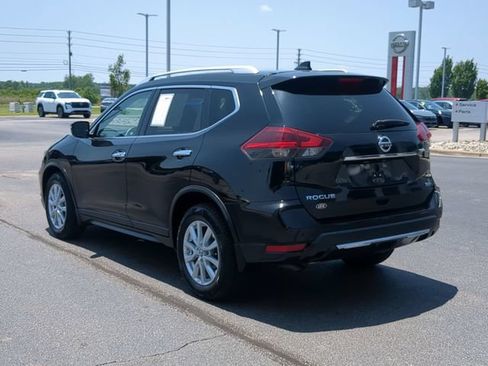 Used 2019 Nissan Rogue SV FWD image 5