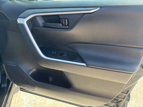 Used 2025 Toyota RAV4 LE image 19
