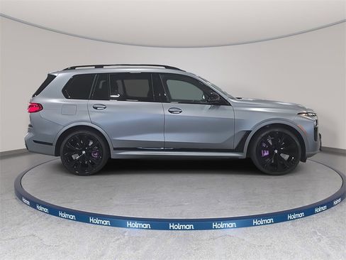 Certified 2023 BMW X7 M60i w/ Executive Package image 4