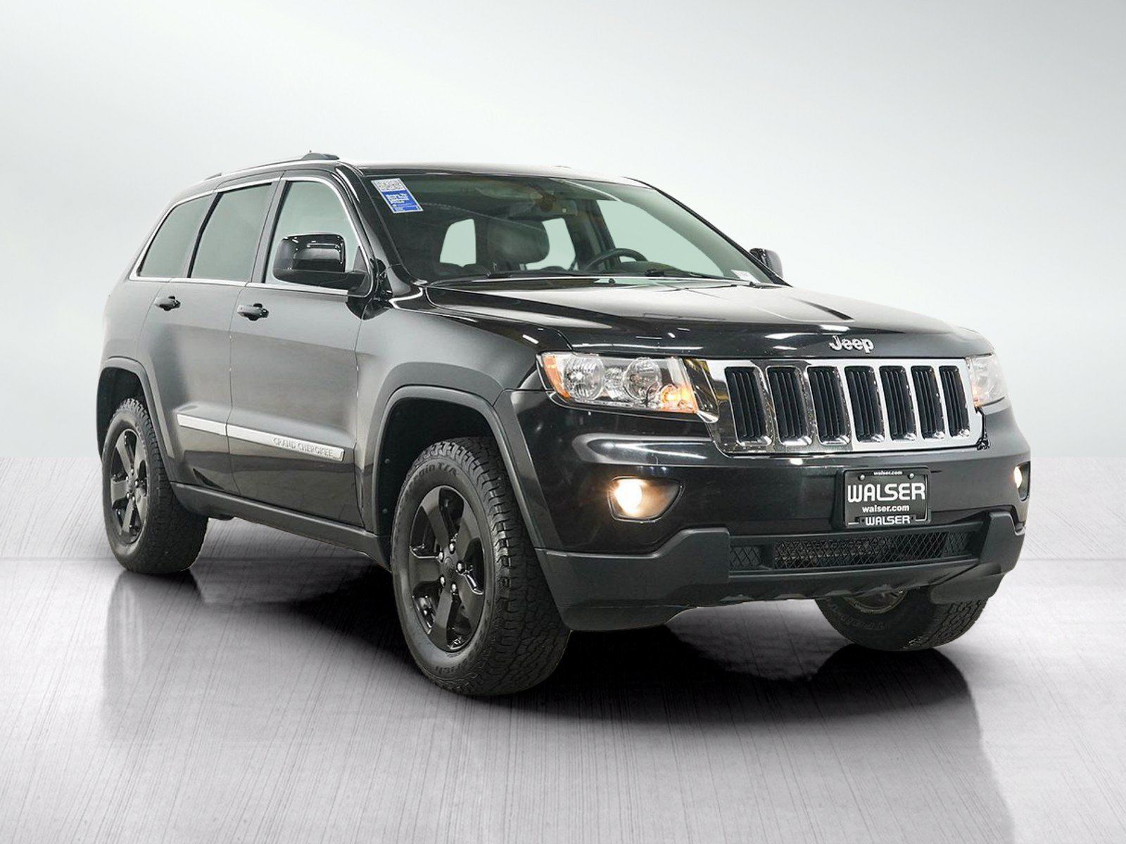 Used 2013 Jeep Grand Cherokee Laredo AWD/4WD image 7