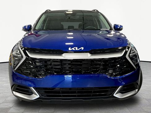 Used 2025 Kia Sportage EX w/ Premium Package FWD image 2