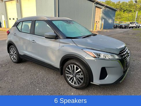 Used 2023 Nissan Kicks SV FWD image 2