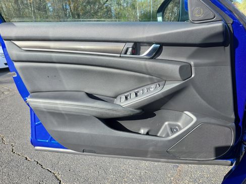 Used 2019 Honda Accord Sport image 26