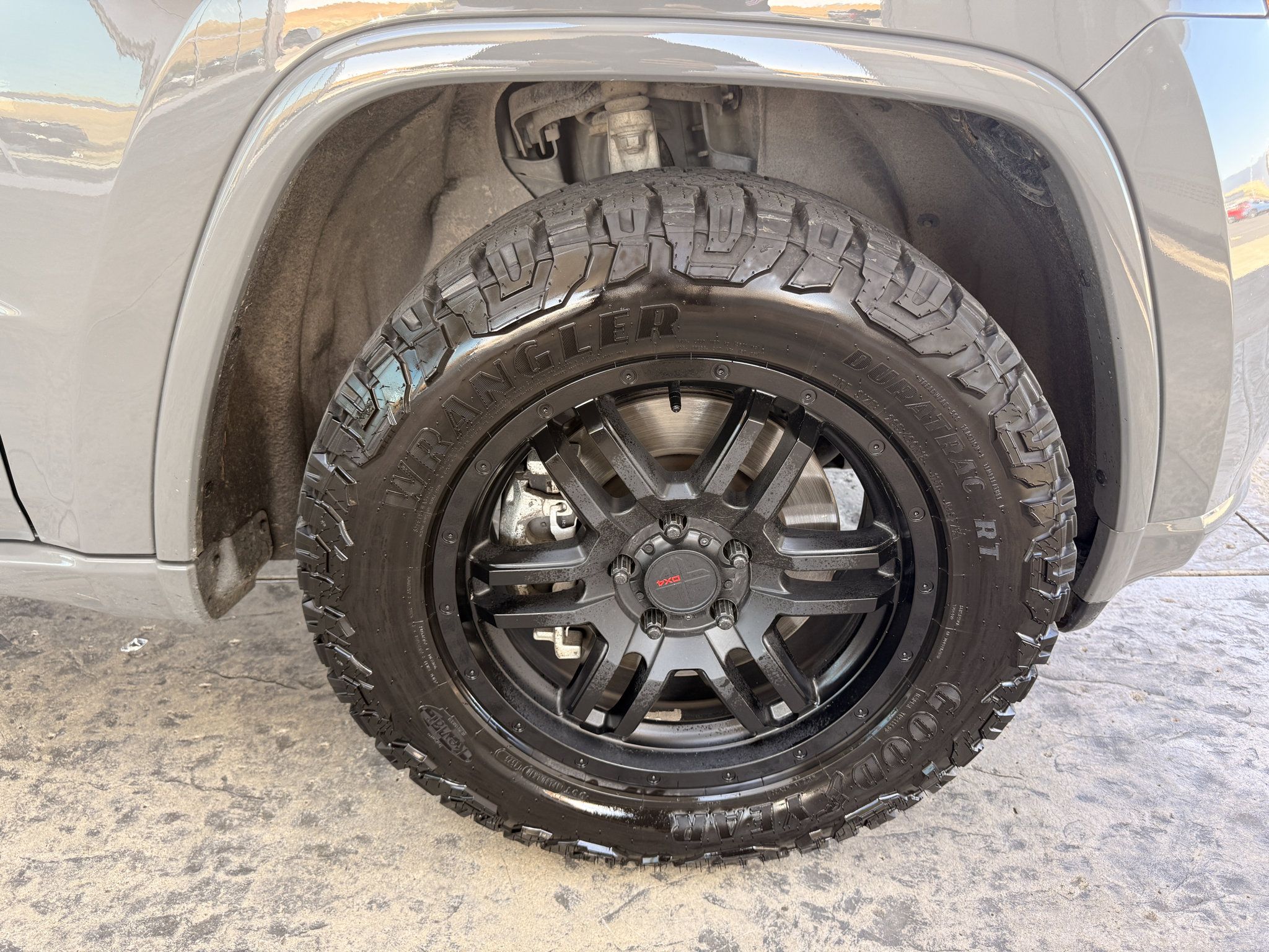 Used 2022 Jeep Grand Cherokee Laredo X RWD image 11