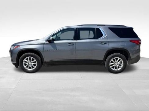 Used 2021 Chevrolet Traverse LT AWD/4WD image 2