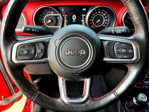 Used 2020 Jeep Gladiator Rubicon AWD/4WD image 14
