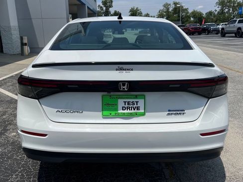 Used 2024 Honda Accord Sport image 6