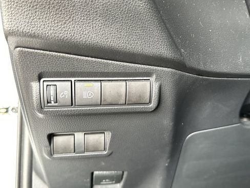 Used 2022 Toyota Corolla Cross LE FWD image 17