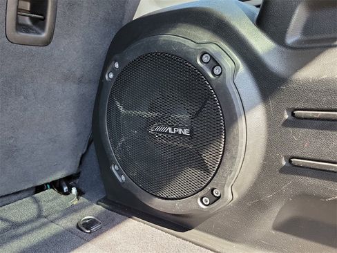 Used 2023 Jeep Wrangler Rubicon image 19