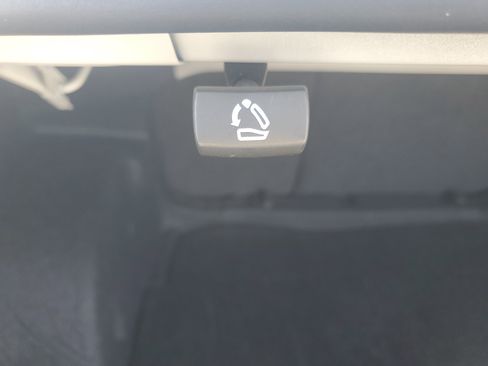 Used 2024 Chevrolet Malibu LT image 12