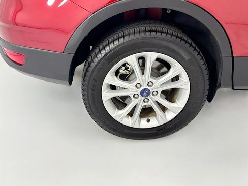 Used 2017 Ford Escape SE w/ SE Leather Comfort Package AWD/4WD image 31