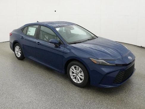 New 2026 Toyota Camry LE image 13