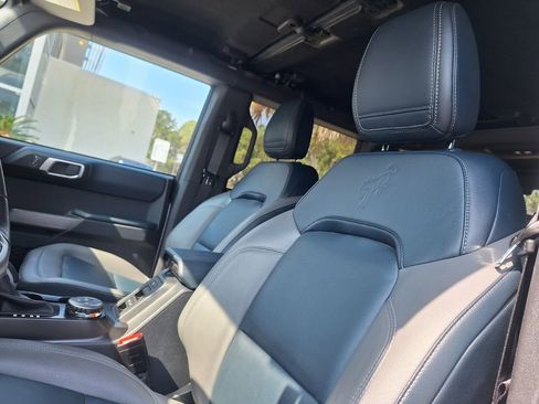 Used 2023 Ford Bronco Outer Banks image 11