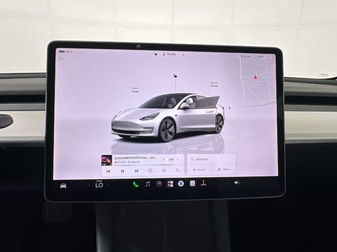 Used 2023 Tesla Model 3 Standard Range RWD image 18